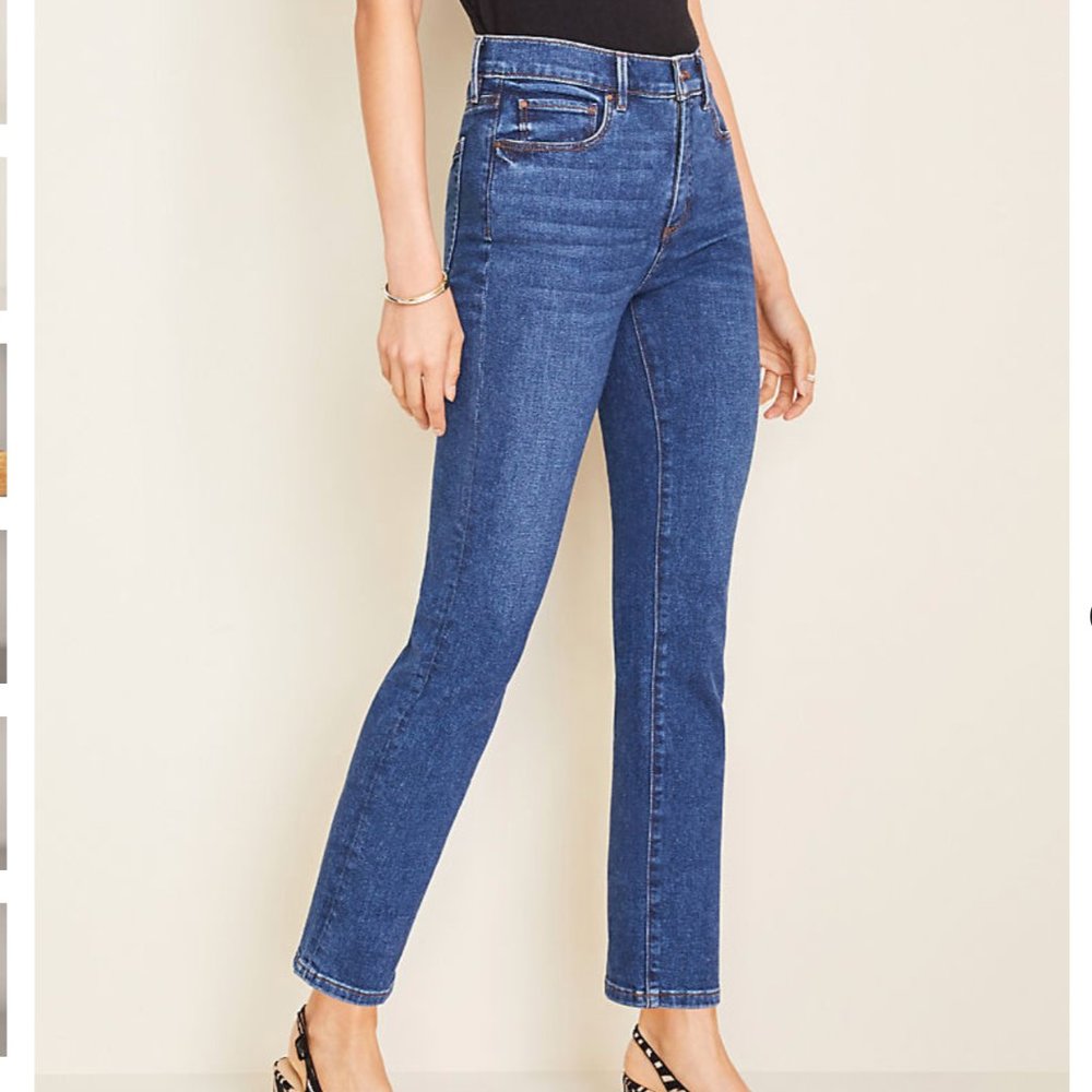 Ann Taylor Sculpting Pocket High Rise Straight Leg Jeans in Indigo Wash-0P-NWT